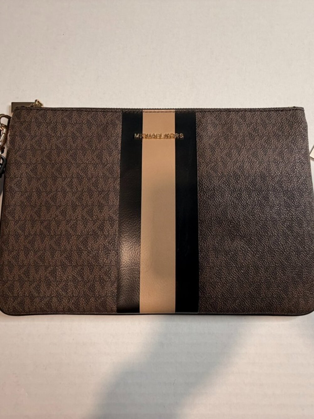 NWT Michael Kors Jet Set Large Zip Pouch Wristlet Clutch Signature Logo